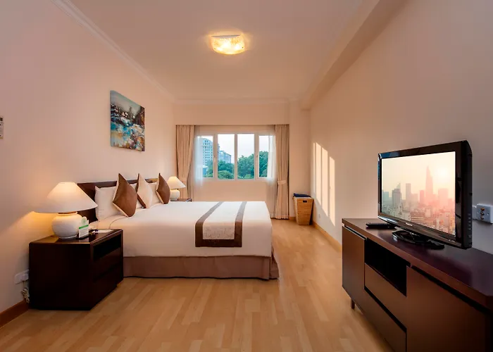 Norfolk Mansion - Luxury Serviced Apartment